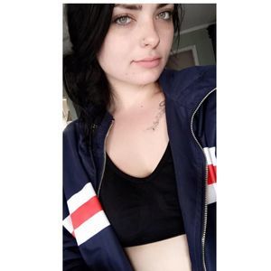 Meet your Posher, Candace